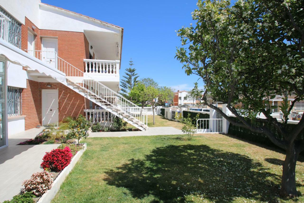 Apartment Casa Rosales 4 *